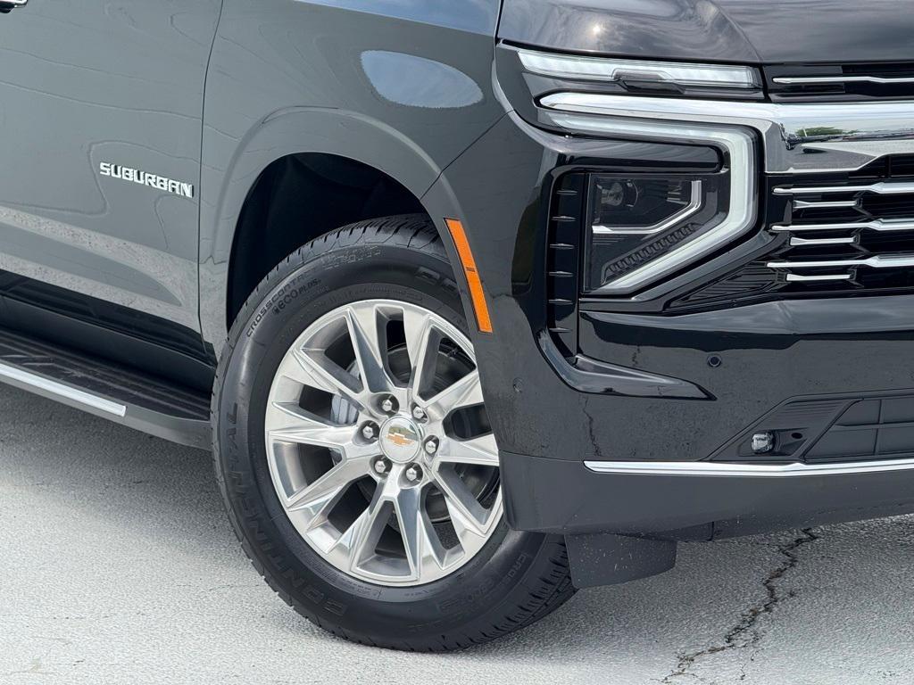new 2025 Chevrolet Suburban car, priced at $78,595