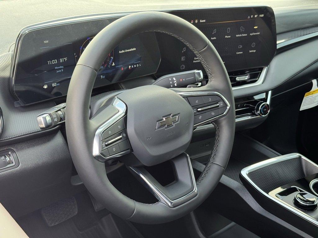 new 2026 Chevrolet Equinox car, priced at $31,290