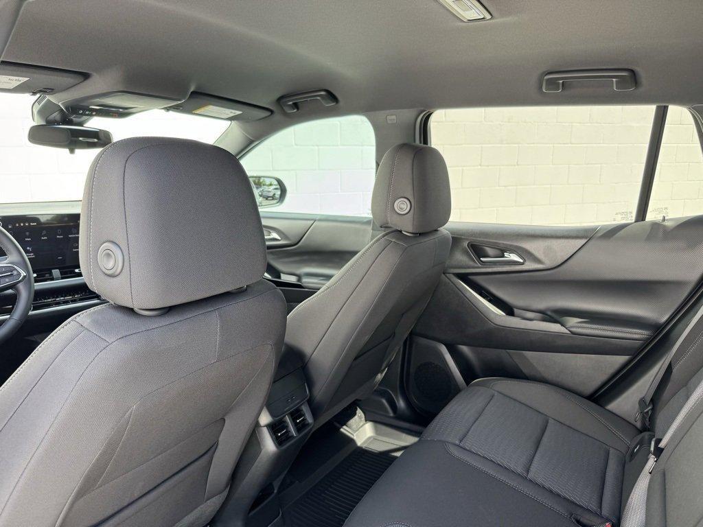new 2026 Chevrolet Equinox car, priced at $31,290