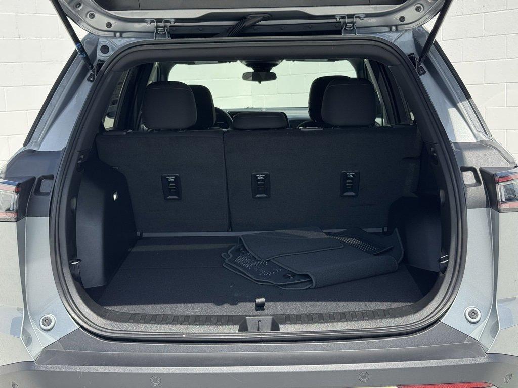 new 2026 Chevrolet Equinox car, priced at $31,290