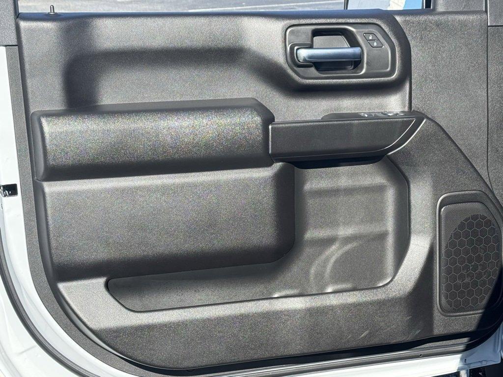 new 2025 Chevrolet Silverado 2500 car, priced at $47,920