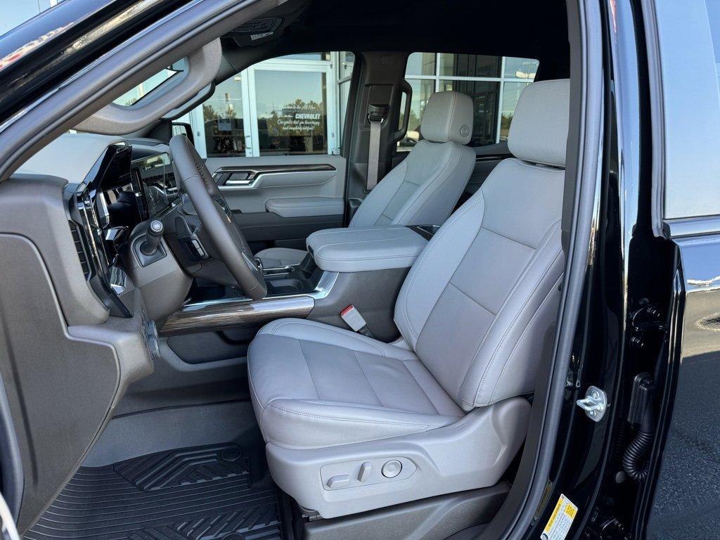 new 2025 Chevrolet Silverado 1500 car, priced at $59,525