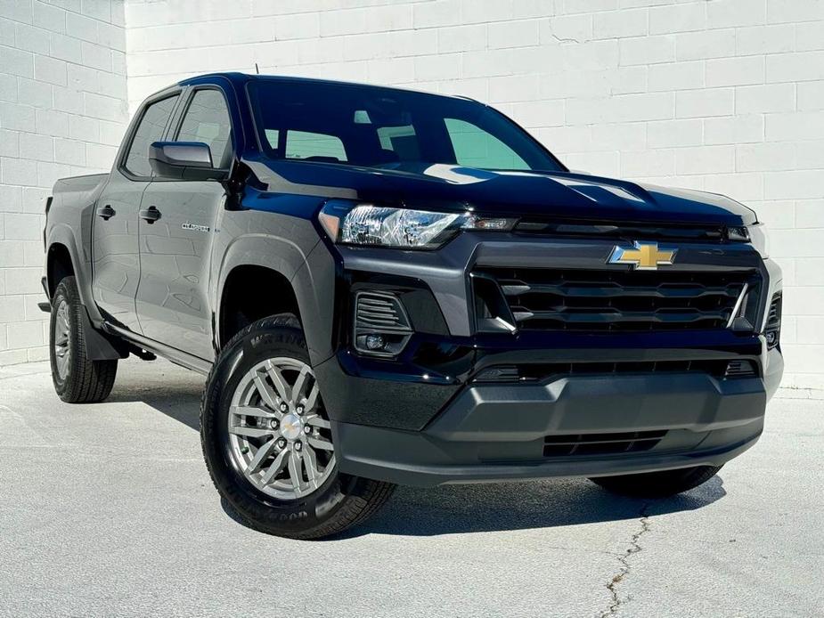 new 2024 Chevrolet Colorado car, priced at $38,020