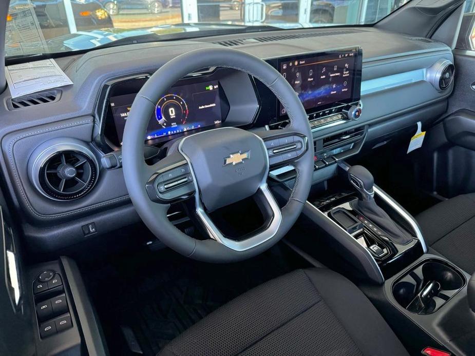 new 2024 Chevrolet Colorado car, priced at $38,020