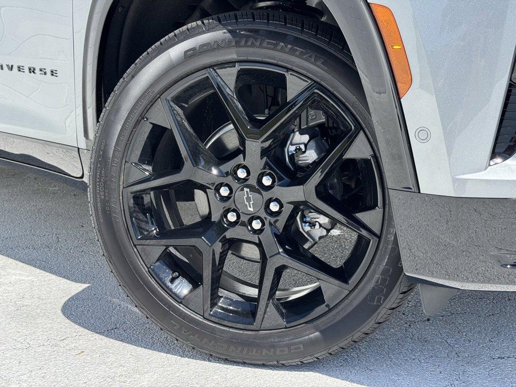 new 2025 Chevrolet Traverse car, priced at $57,345