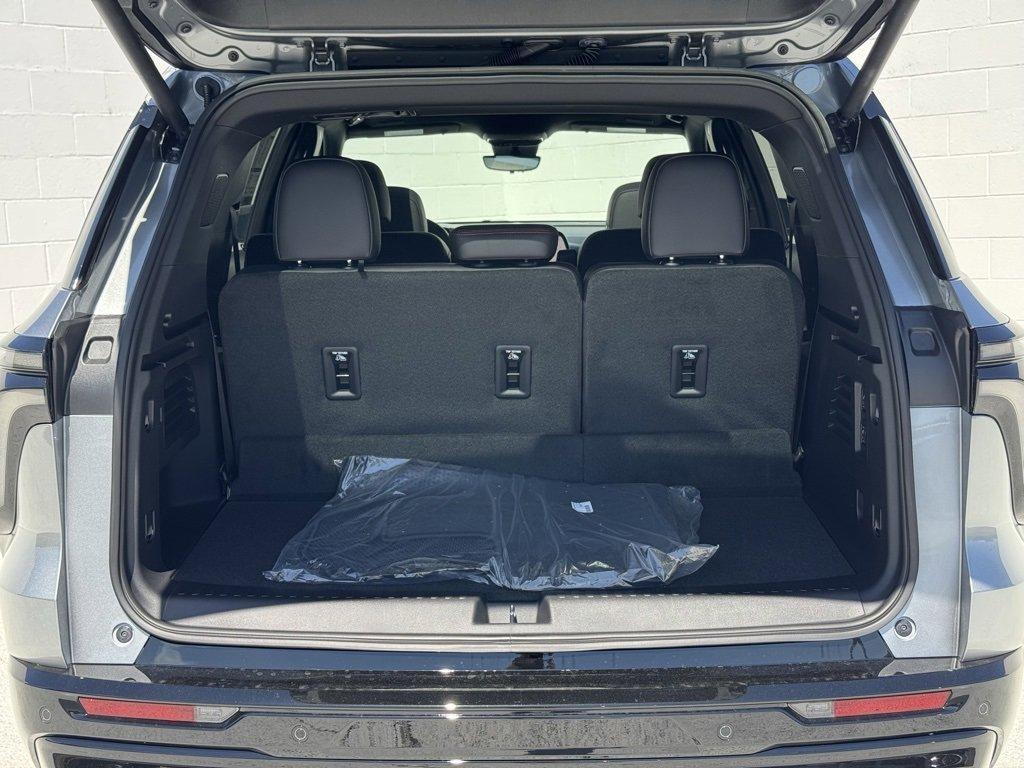 new 2025 Chevrolet Traverse car, priced at $57,345