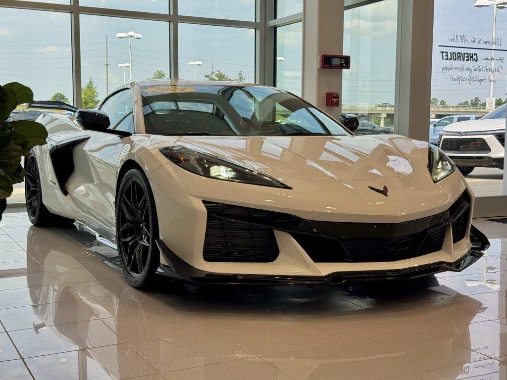used 2024 Chevrolet Corvette car, priced at $137,991