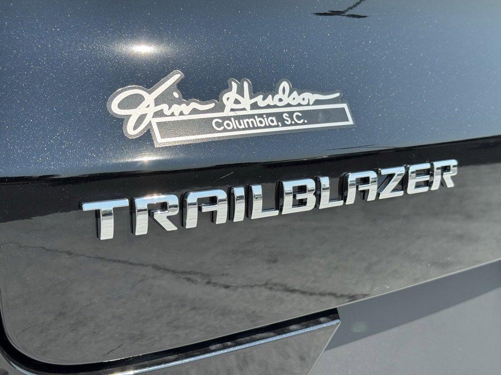 new 2025 Chevrolet TrailBlazer car, priced at $28,575