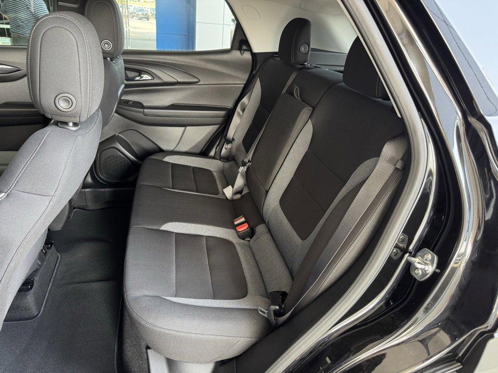 new 2025 Chevrolet TrailBlazer car, priced at $28,575
