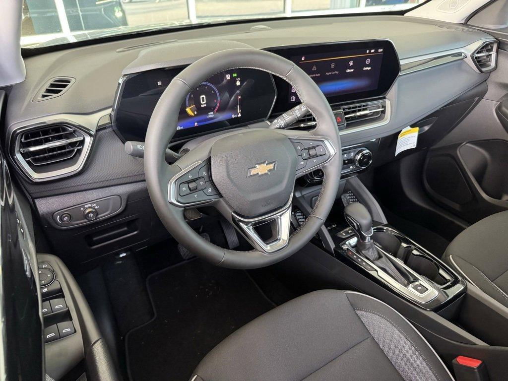 new 2025 Chevrolet TrailBlazer car, priced at $28,575