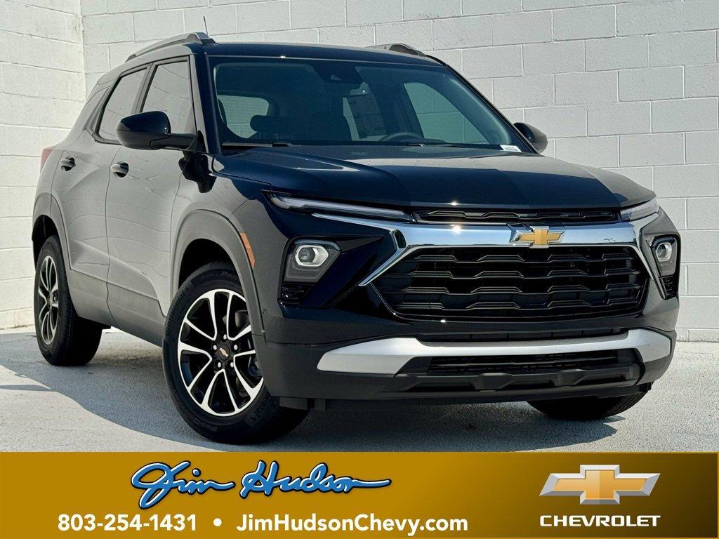 new 2025 Chevrolet TrailBlazer car, priced at $28,575