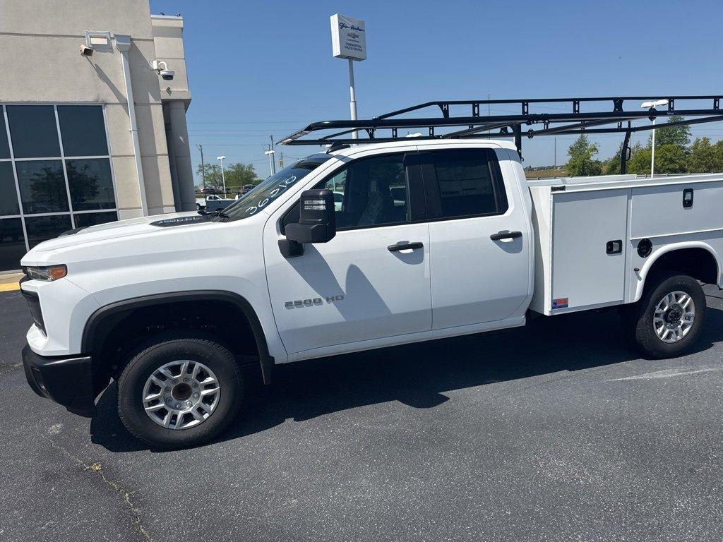 new 2025 Chevrolet Silverado 2500 car, priced at $66,073