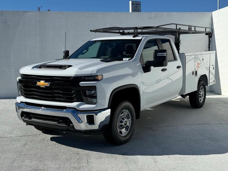 new 2025 Chevrolet Silverado 3500 car, priced at $74,073