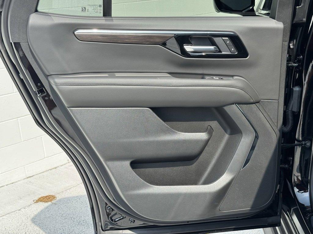 new 2025 Chevrolet Tahoe car, priced at $61,195