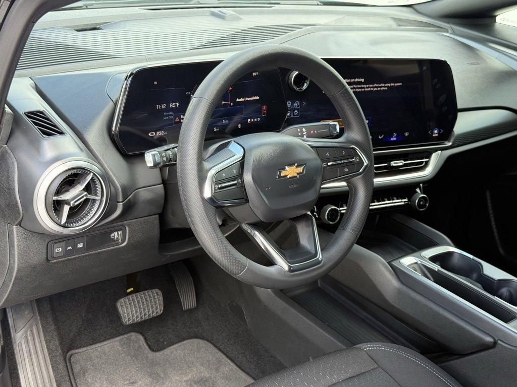 new 2025 Chevrolet Equinox EV car, priced at $25,790