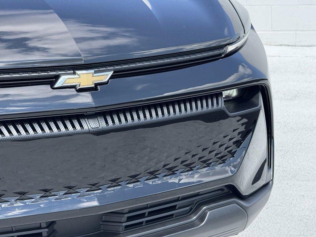 new 2025 Chevrolet Equinox EV car, priced at $25,790