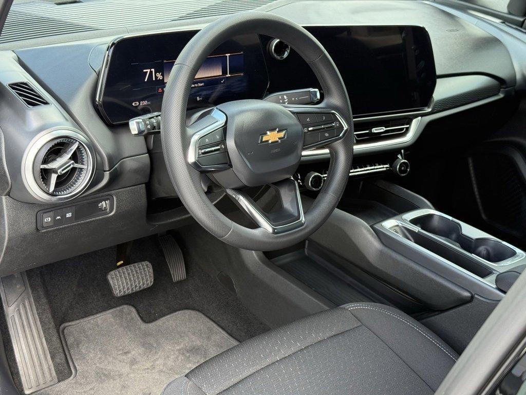 new 2025 Chevrolet Equinox EV car, priced at $25,790