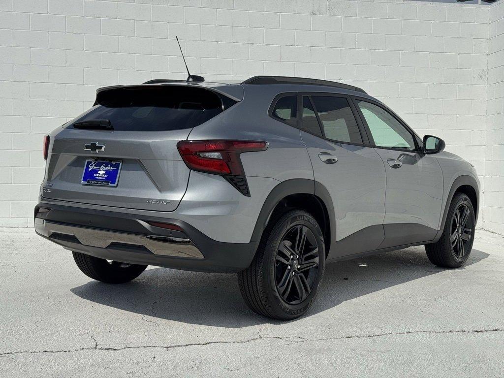 new 2025 Chevrolet Trax car, priced at $27,585