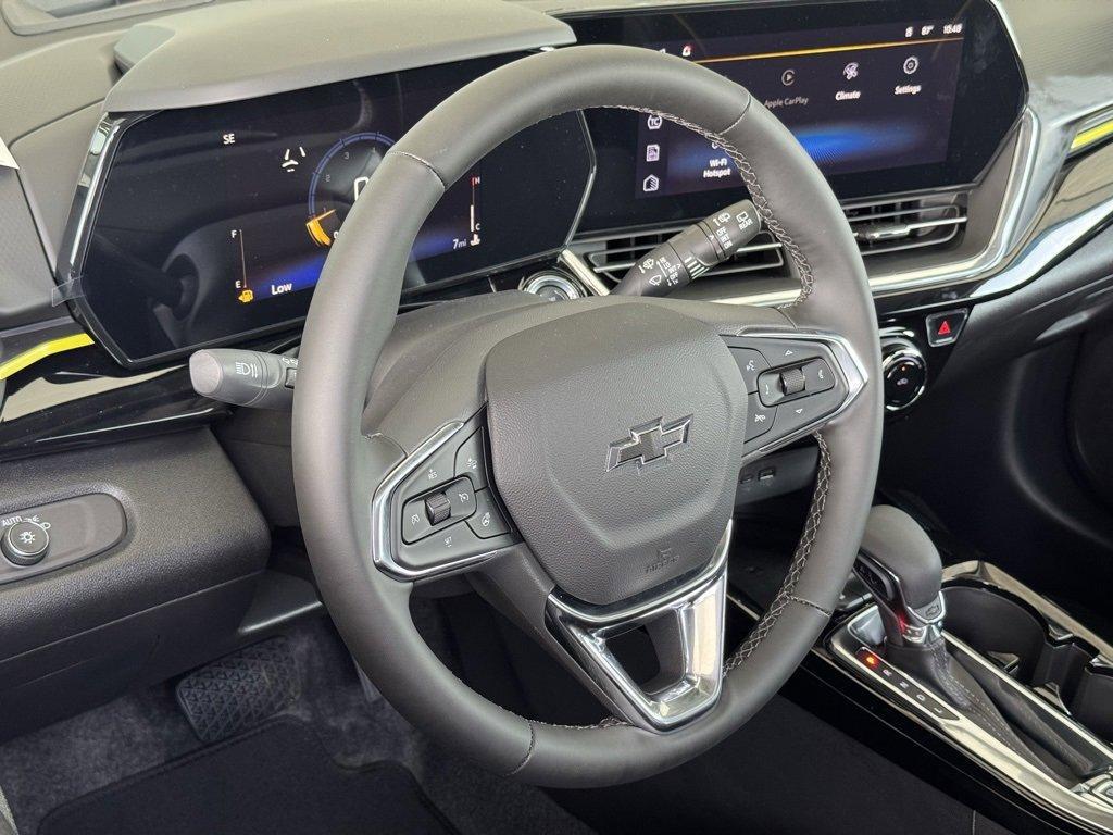 new 2025 Chevrolet Trax car, priced at $27,585