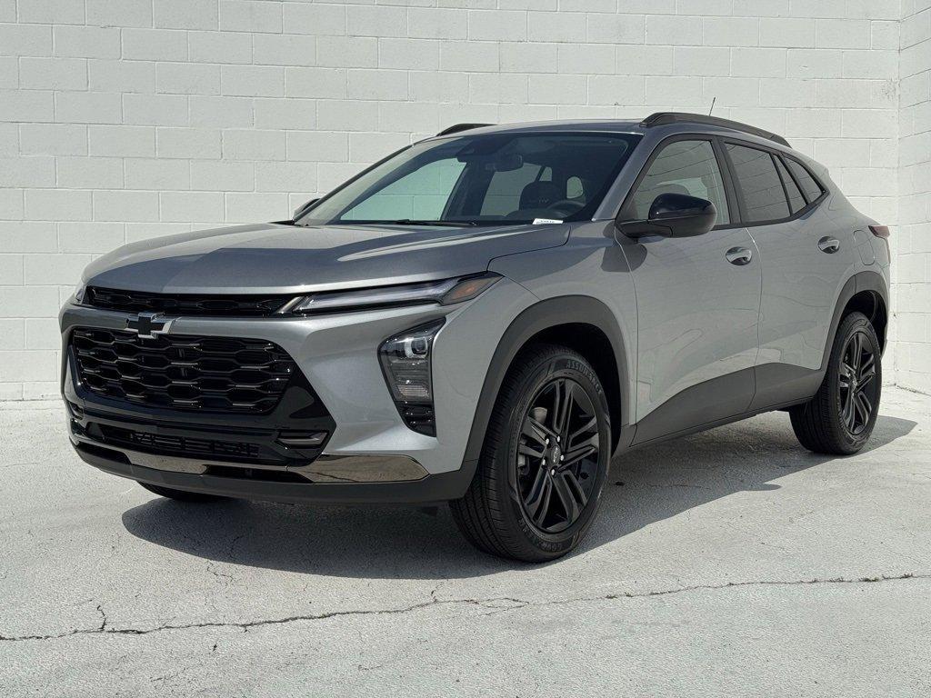 new 2025 Chevrolet Trax car, priced at $27,585