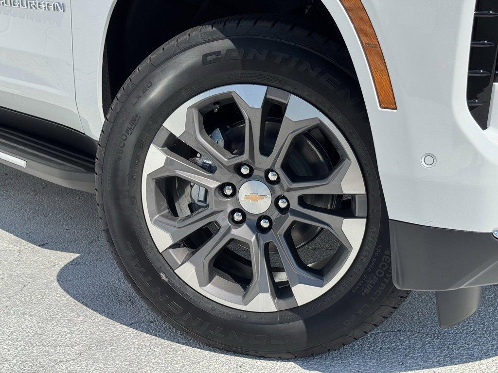 new 2025 Chevrolet Suburban car, priced at $62,690