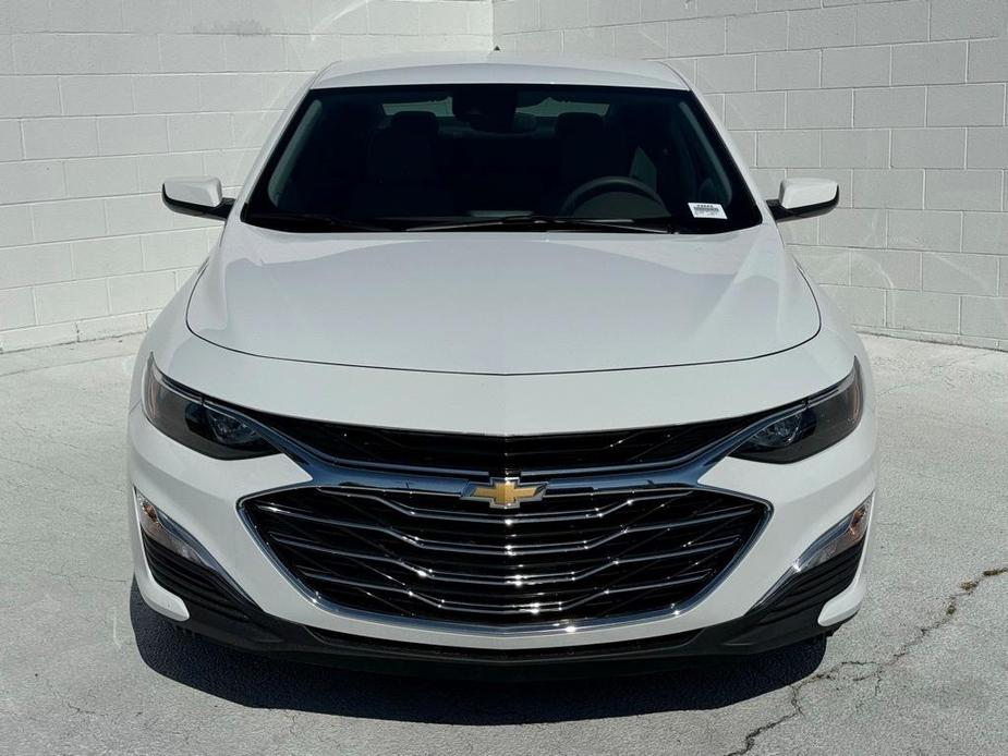 new 2024 Chevrolet Malibu car, priced at $23,695