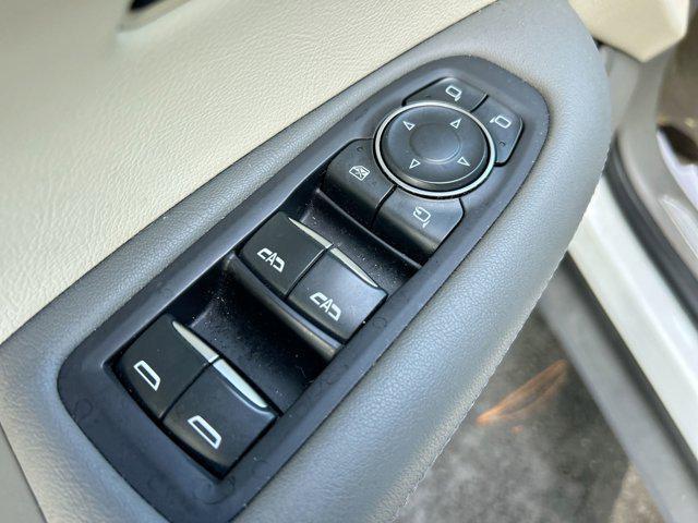 used 2020 Cadillac XT5 car, priced at $34,988