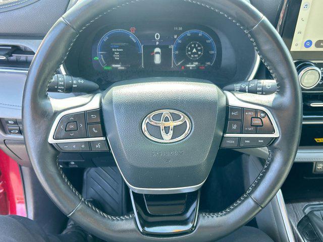 used 2023 Toyota Highlander Hybrid car, priced at $47,500