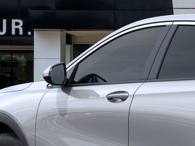 new 2025 Buick Envista car, priced at $27,604