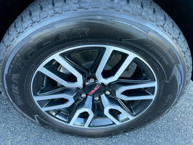 used 2021 GMC Yukon car, priced at $54,988