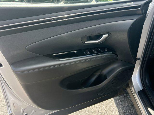used 2024 Hyundai TUCSON Hybrid car, priced at $29,988