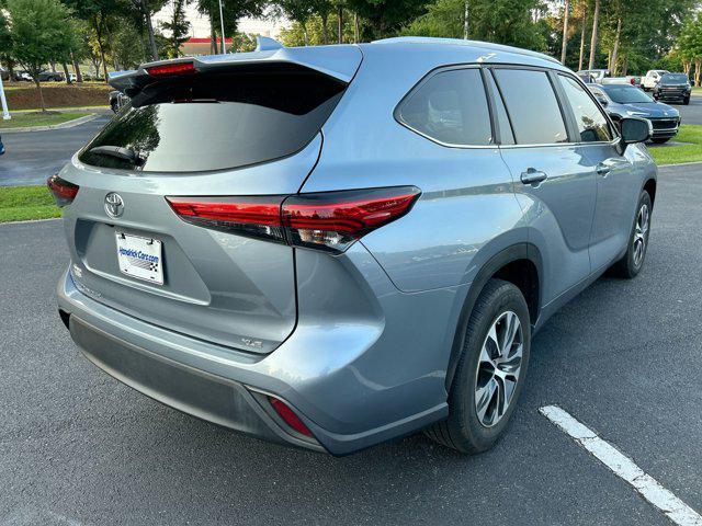 used 2023 Toyota Highlander car, priced at $44,988