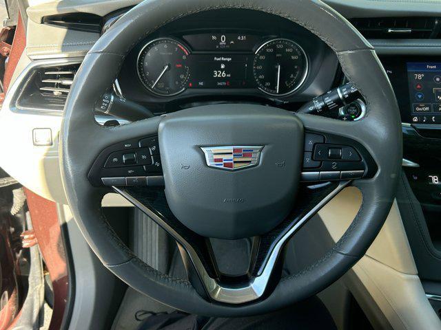 used 2022 Cadillac XT6 car, priced at $38,500