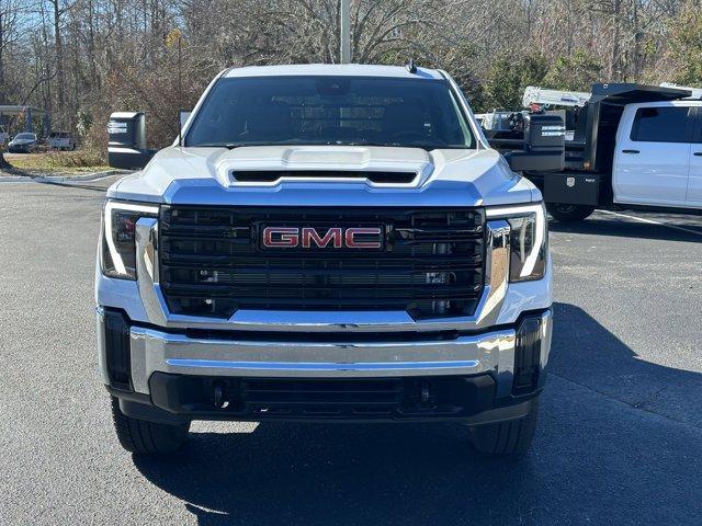 new 2024 GMC Sierra 3500 car, priced at $75,398