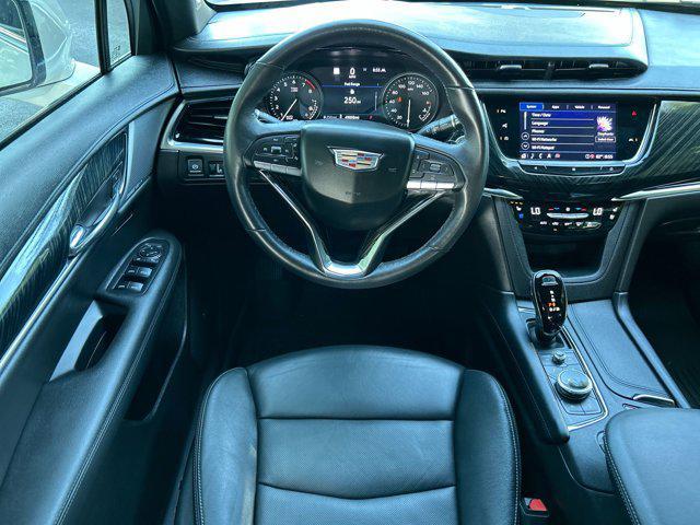 used 2021 Cadillac XT6 car, priced at $39,988