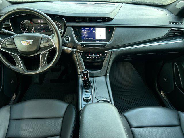 used 2023 Cadillac XT5 car, priced at $38,500