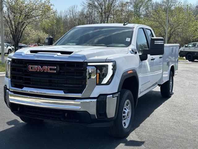 new 2024 GMC Sierra 2500 car, priced at $68,606