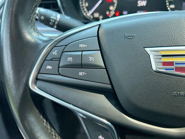 used 2022 Cadillac XT5 car, priced at $34,988