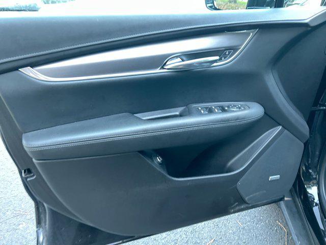 used 2022 Cadillac XT5 car, priced at $34,988