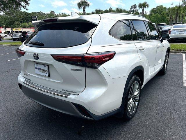 used 2021 Toyota Highlander Hybrid car, priced at $44,743