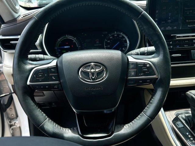 used 2021 Toyota Highlander Hybrid car, priced at $44,743