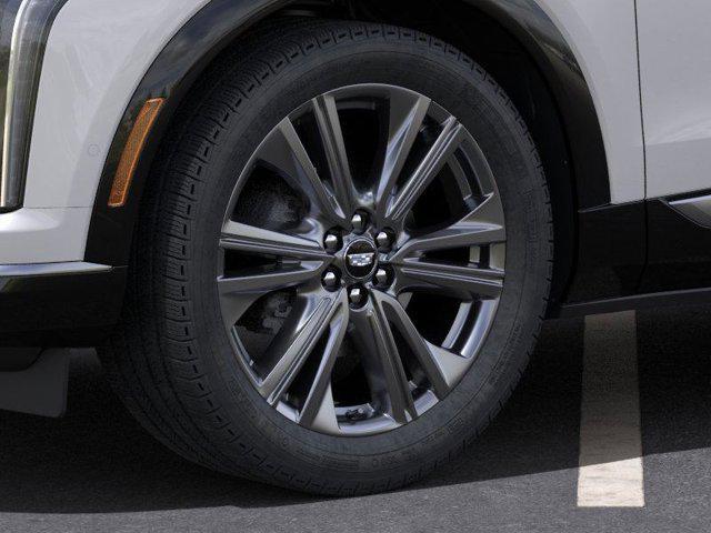 new 2025 Cadillac OPTIQ car, priced at $61,570