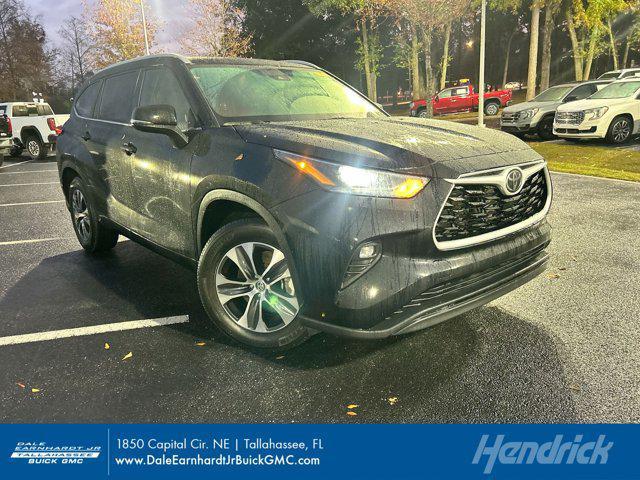 used 2024 Toyota Highlander car, priced at $47,500