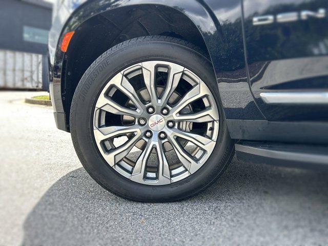 used 2021 GMC Yukon XL car, priced at $60,000