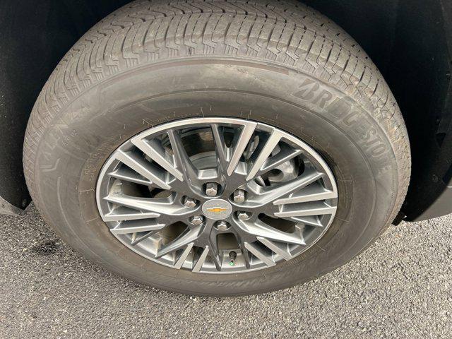 used 2025 Chevrolet Traverse car, priced at $49,988