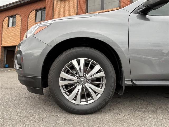 used 2020 Nissan Pathfinder car, priced at $11,769