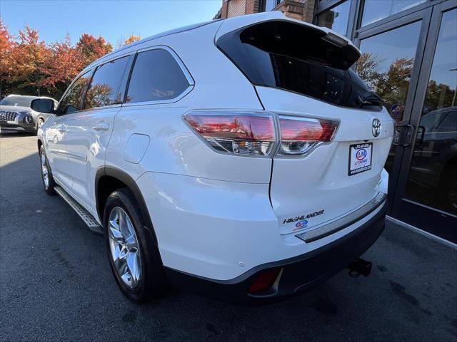 used 2014 Toyota Highlander car, priced at $16,232