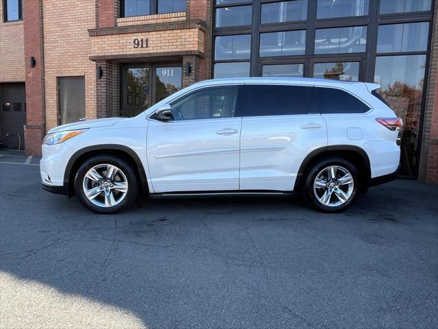 used 2014 Toyota Highlander car, priced at $16,232