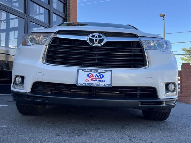 used 2014 Toyota Highlander car, priced at $16,232