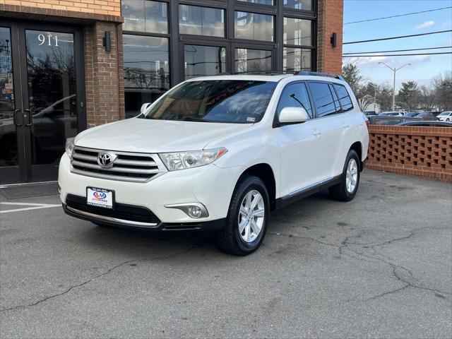 used 2013 Toyota Highlander car, priced at $14,995